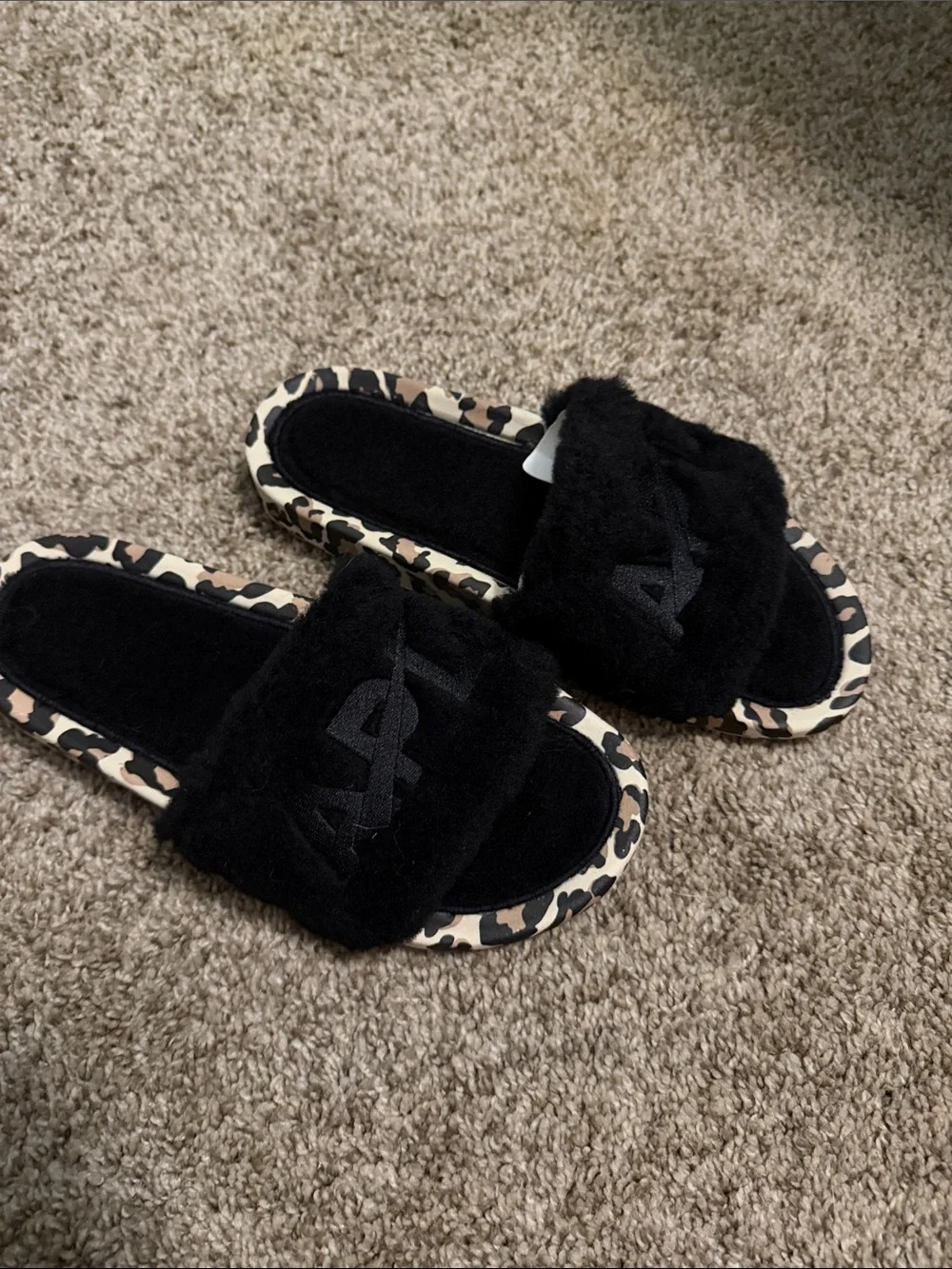 APL Black Faux-Fur Leopard Trim woman’s Slide Sandals
